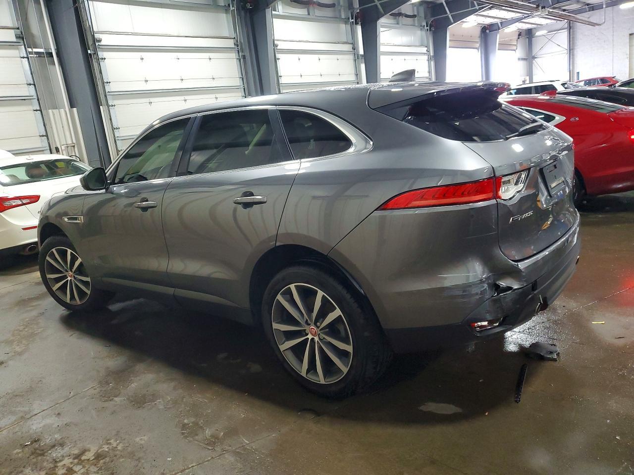 2019 Jaguar F-Pace Prestige - Фото 2