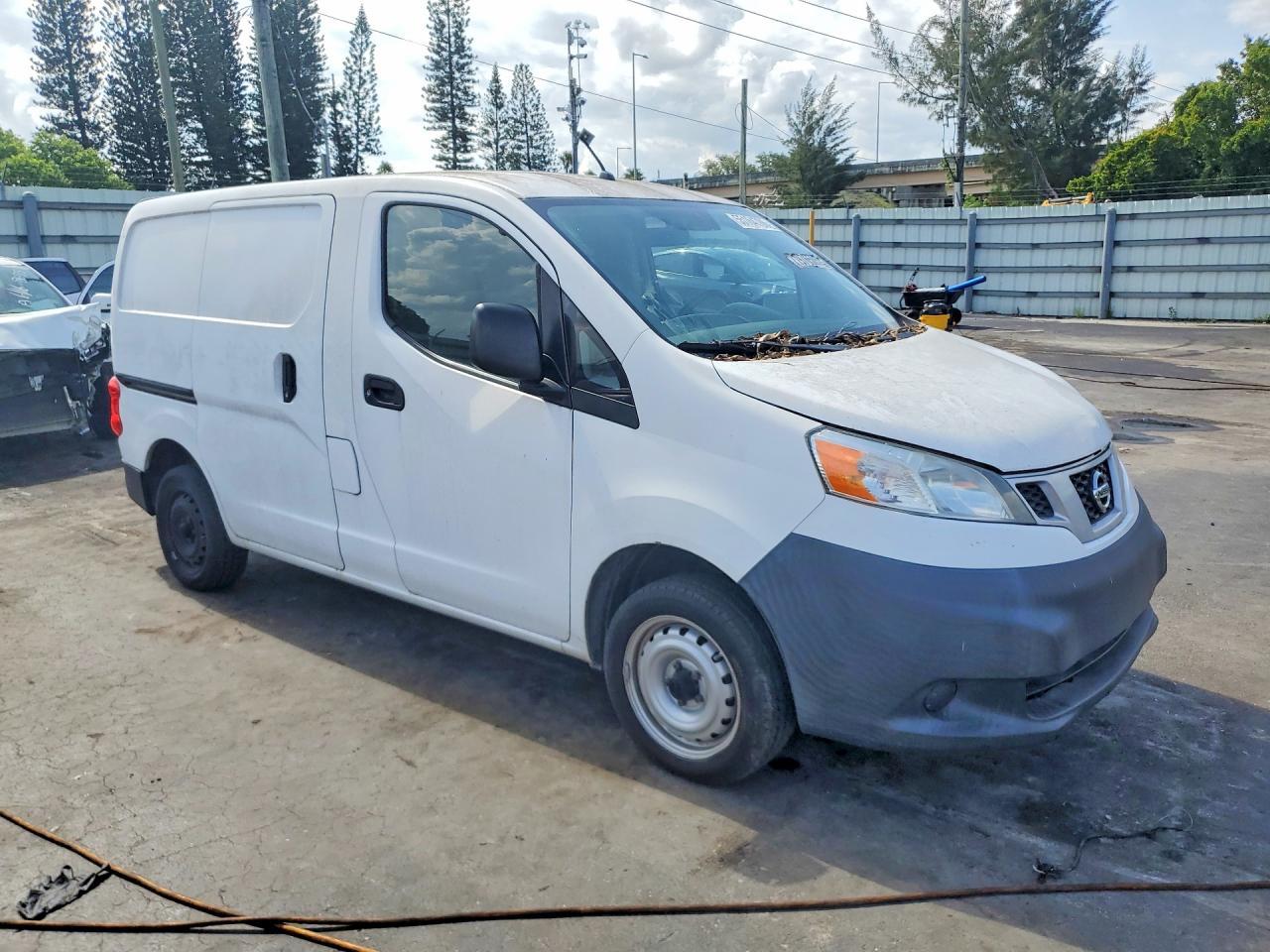 2017 Nissan Nv200 S - Фото 4