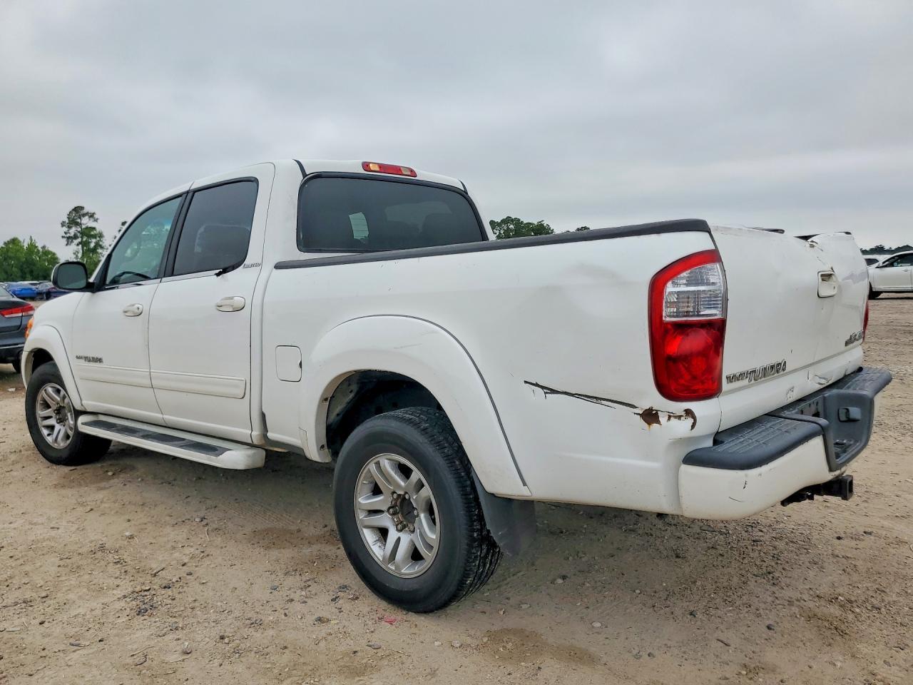 2004 Toyota Tundra Double Cab Limited - Image 2
