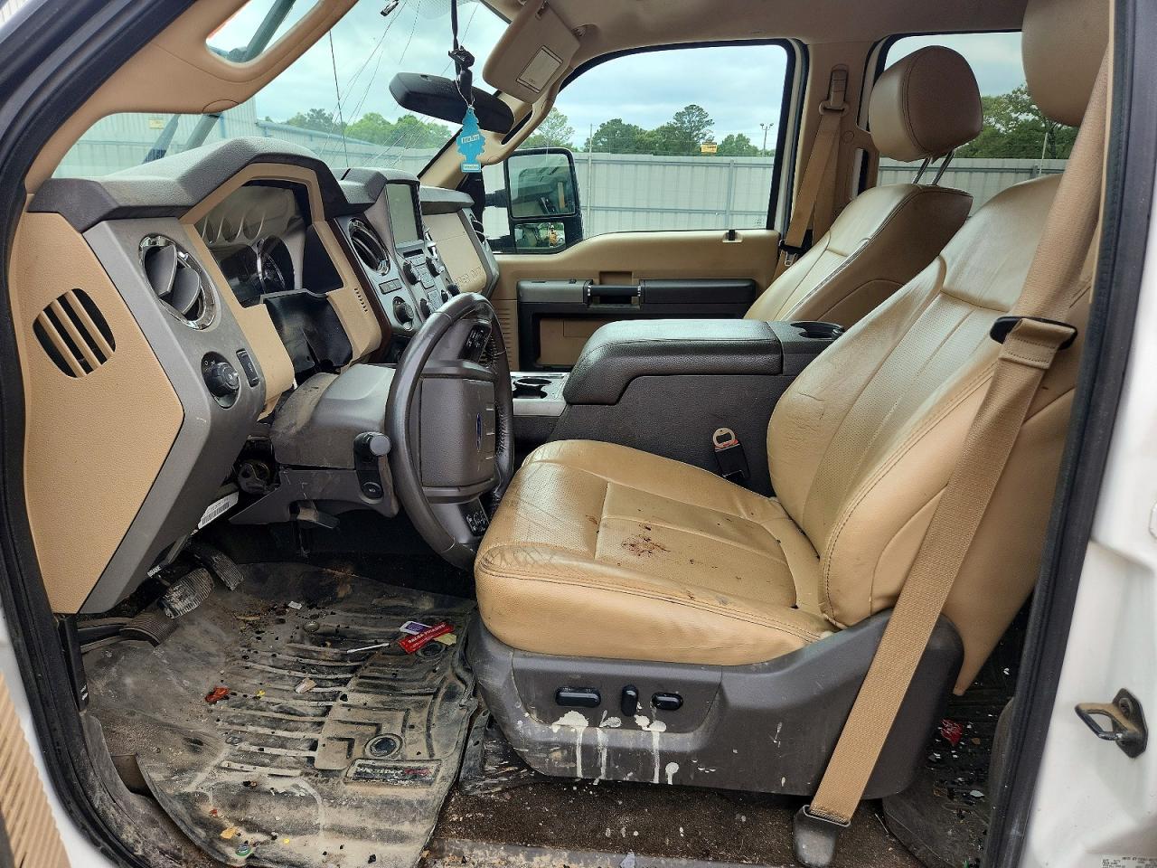 2016 Ford F250 Super Duty - Image 7