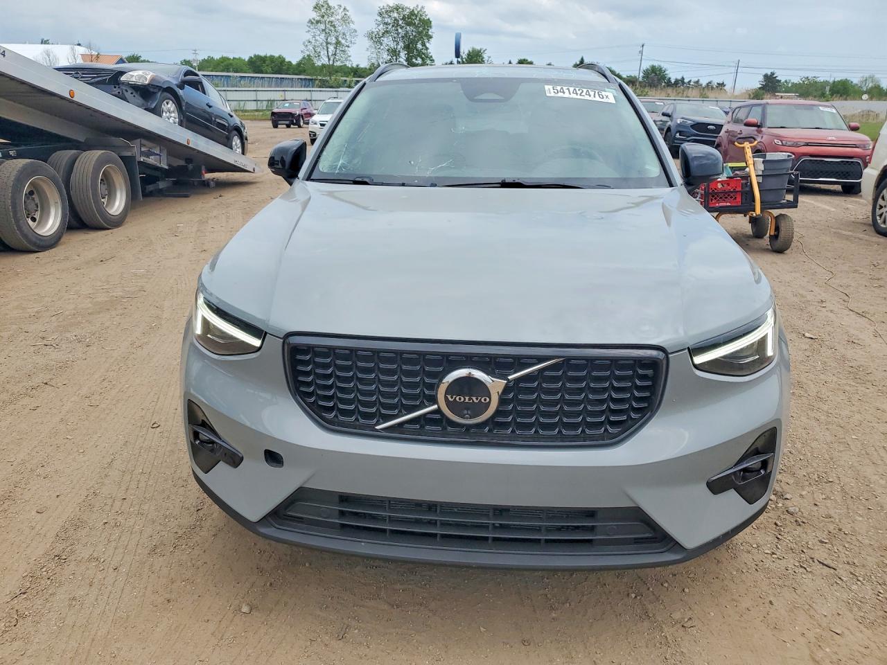 2024 Volvo Xc40 Ultimate - Фото 5