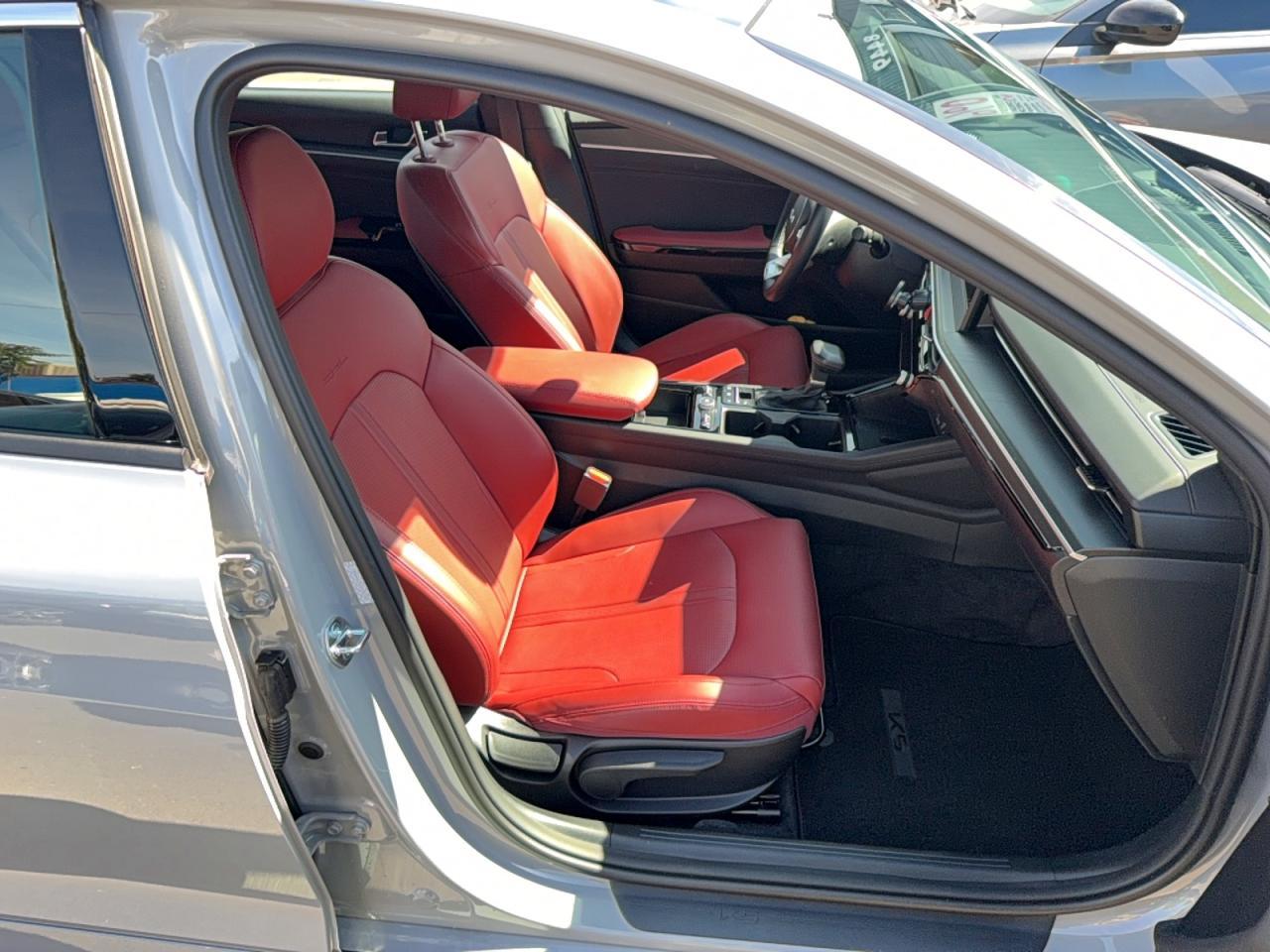2025 Kia K5 Gt Line - Фото 5