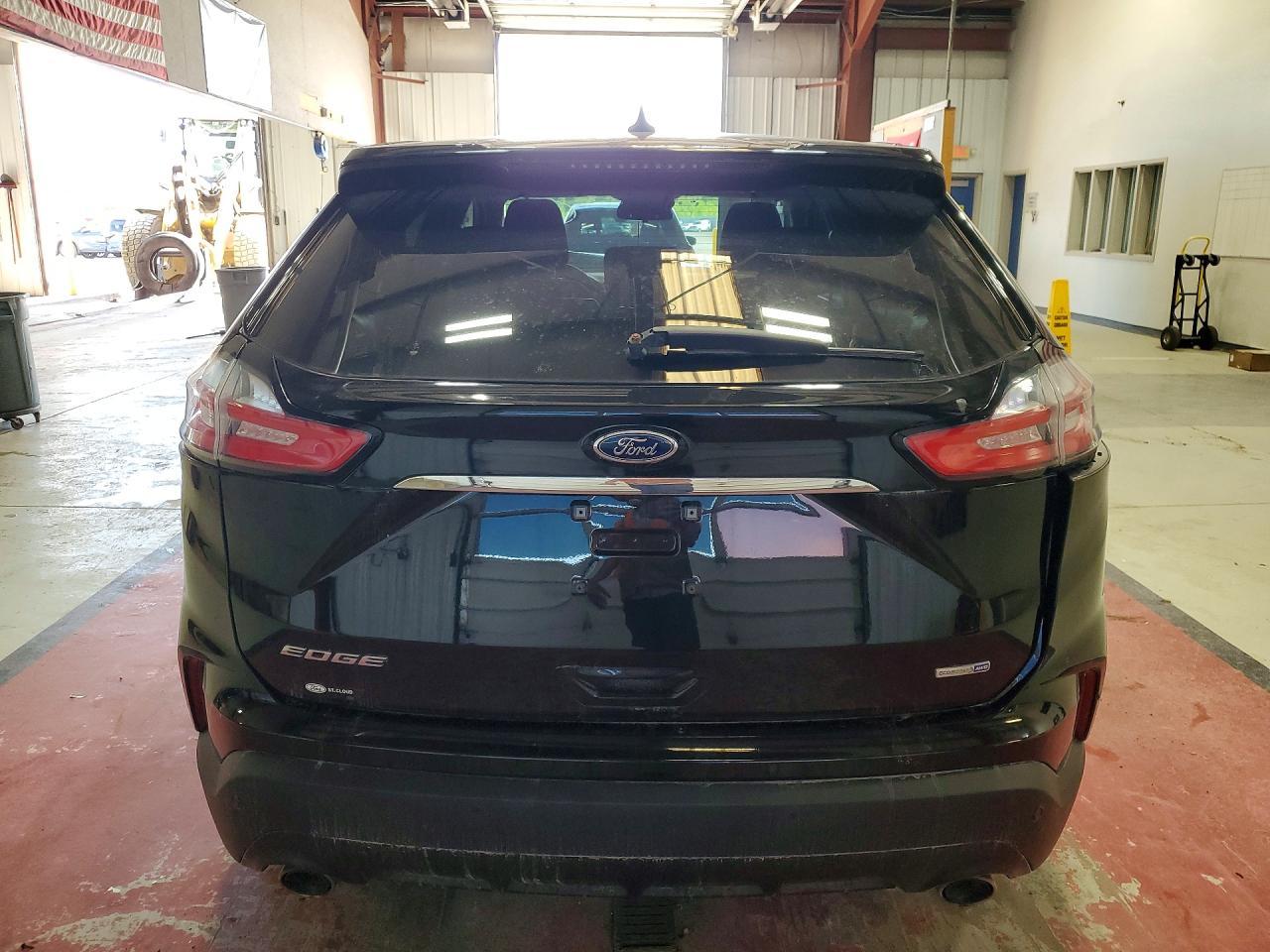2020 Ford Edge Se - Image 6