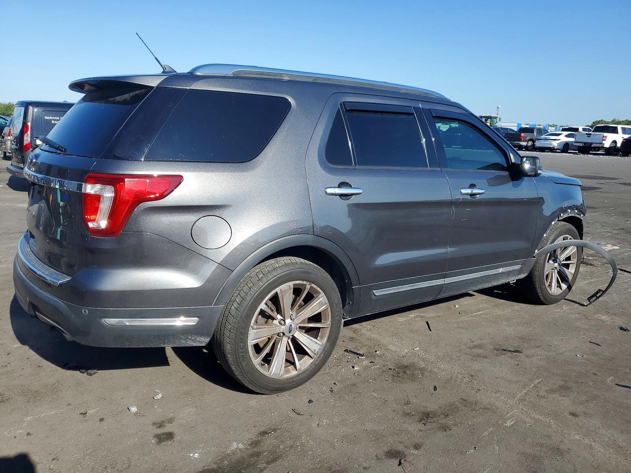 2018 Ford Explorer Limited - Фото 3