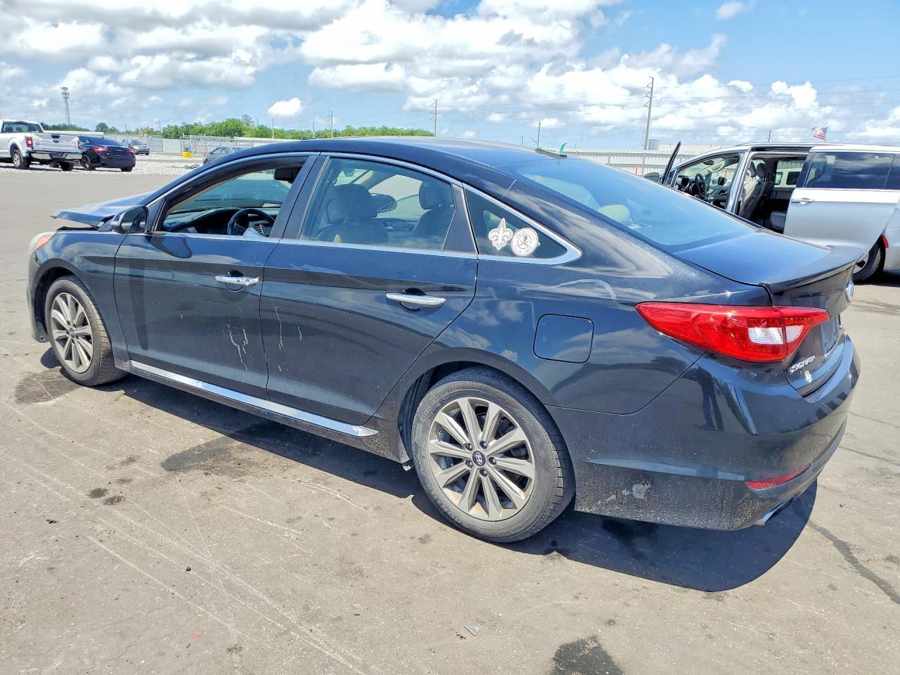 2016 Hyundai Sonata Limited - Image 2