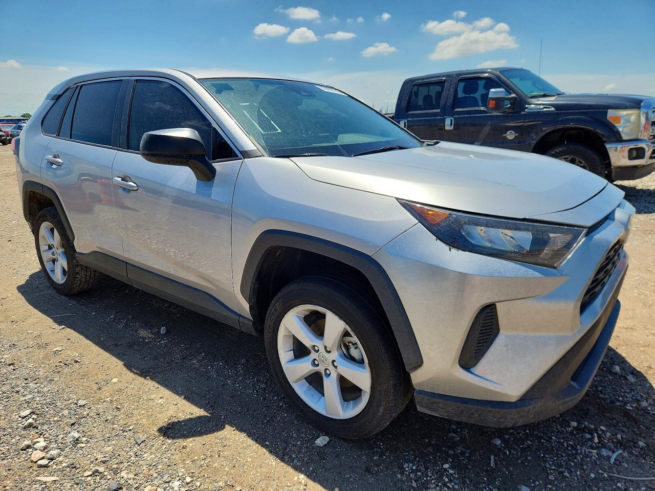 2022 Toyota Rav4 Le - Фото 4