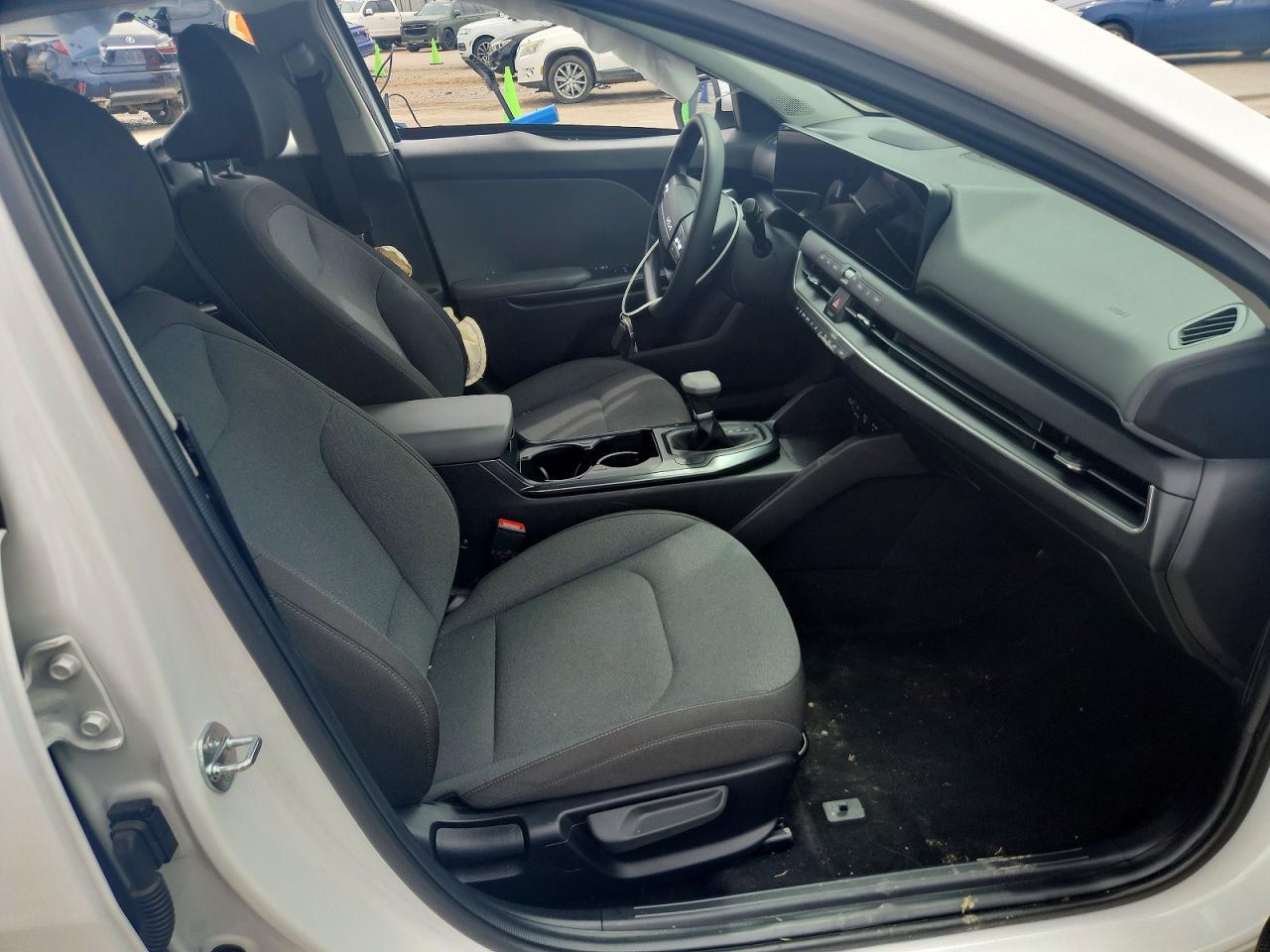 2025 Kia K4 Lx - Фото 7