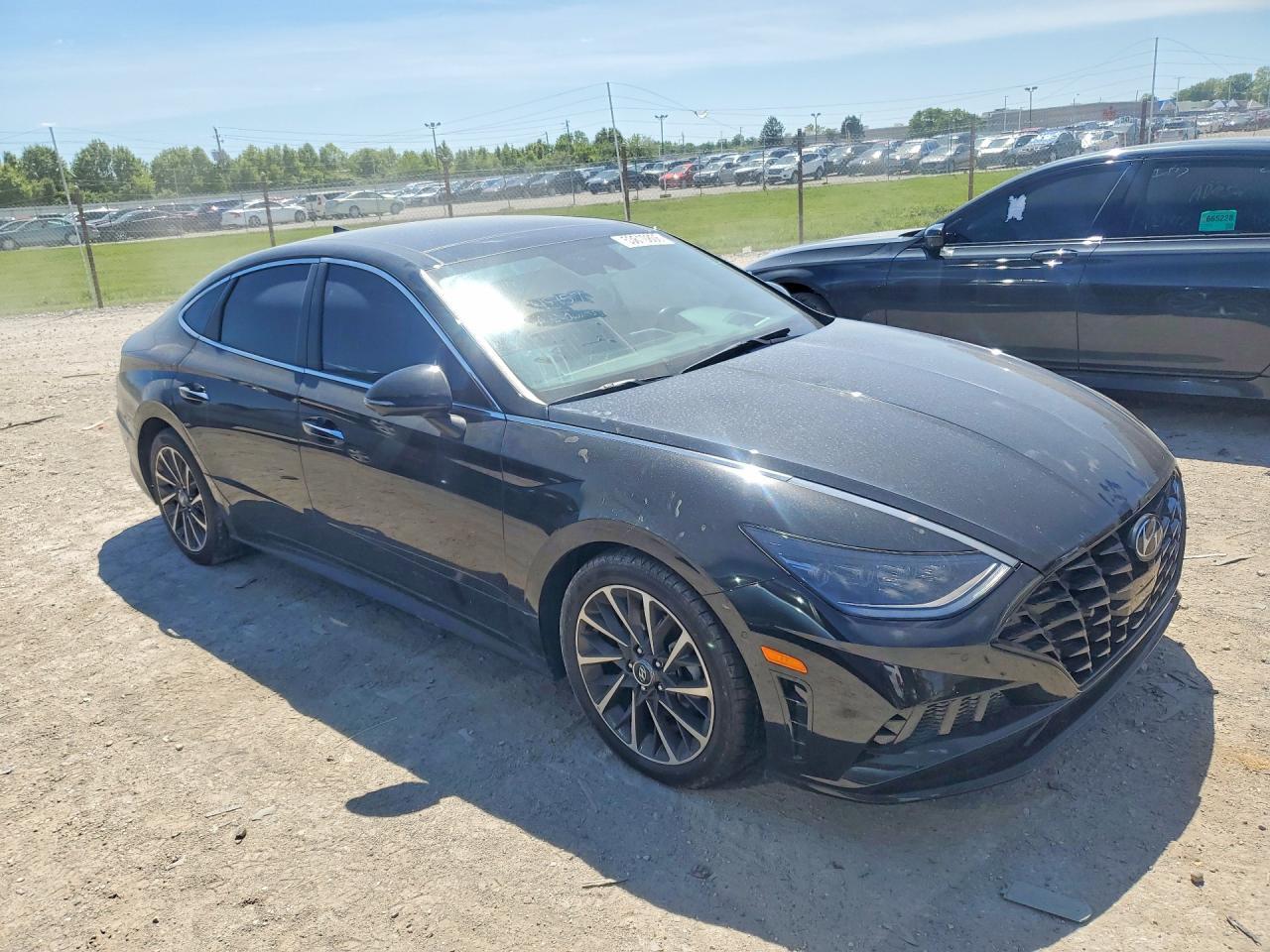 2022 Hyundai Sonata Limited - Image 4