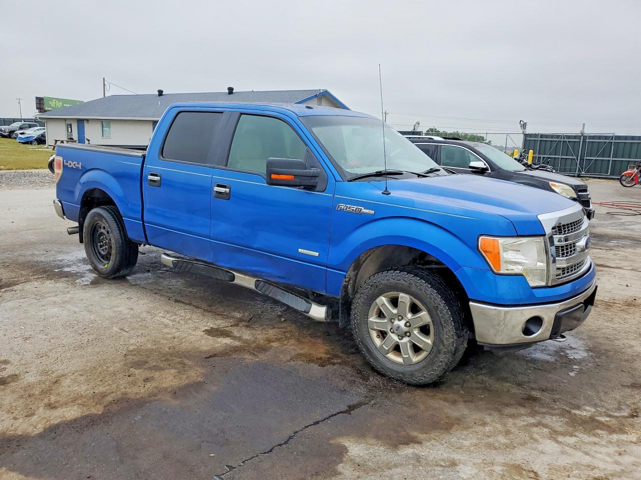 2013 Ford F150 Supercrew - Image 4