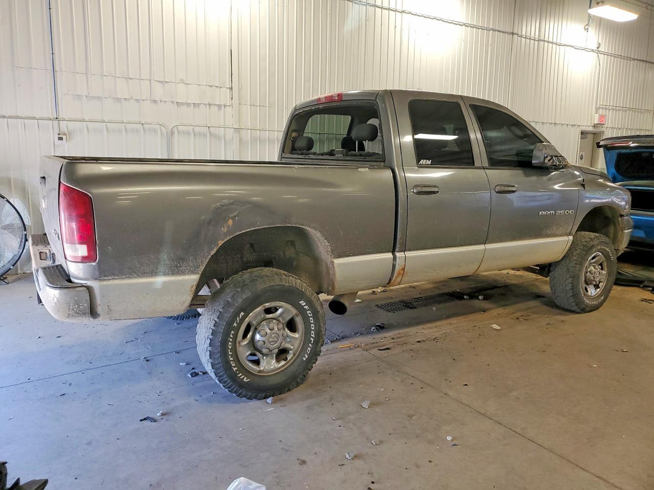 2005 Dodge Ram 2500 St - Фото 3