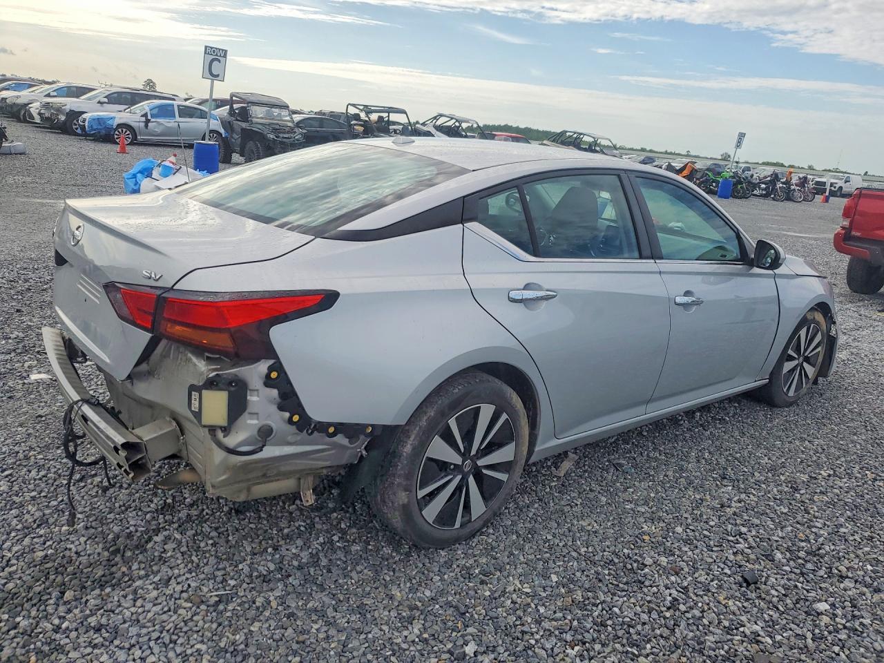 2021 Nissan Altima Sv - Фото 3