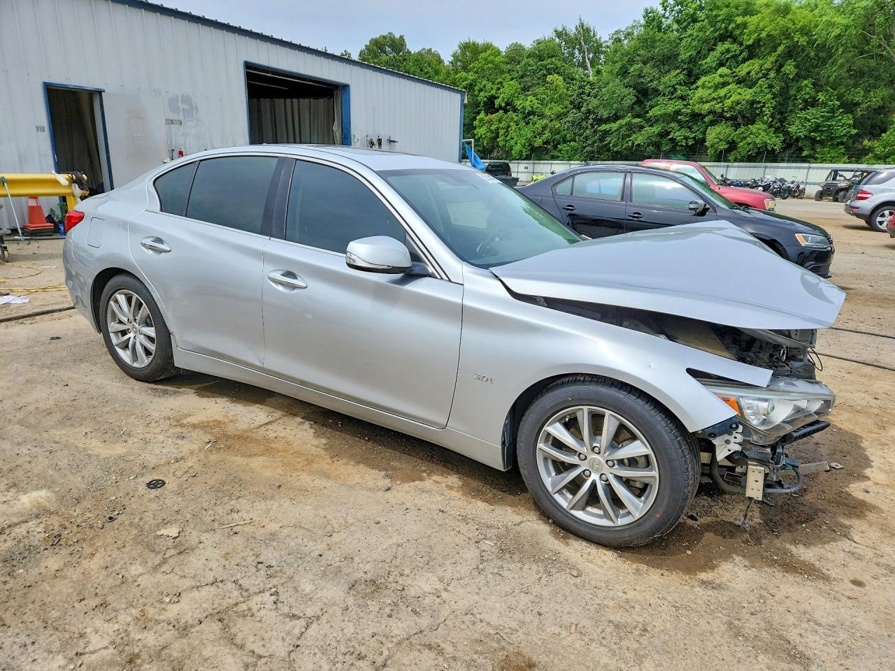 2017 Infiniti Q50 3.0T Premium - Фото 4