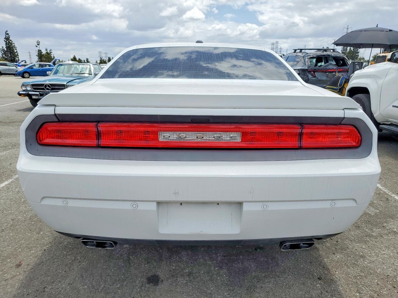 2014 Dodge Challenger Sxt - Фото 6