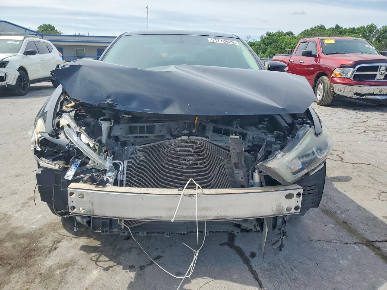 2017 Nissan Maxima 3.5 Sv - Image 5