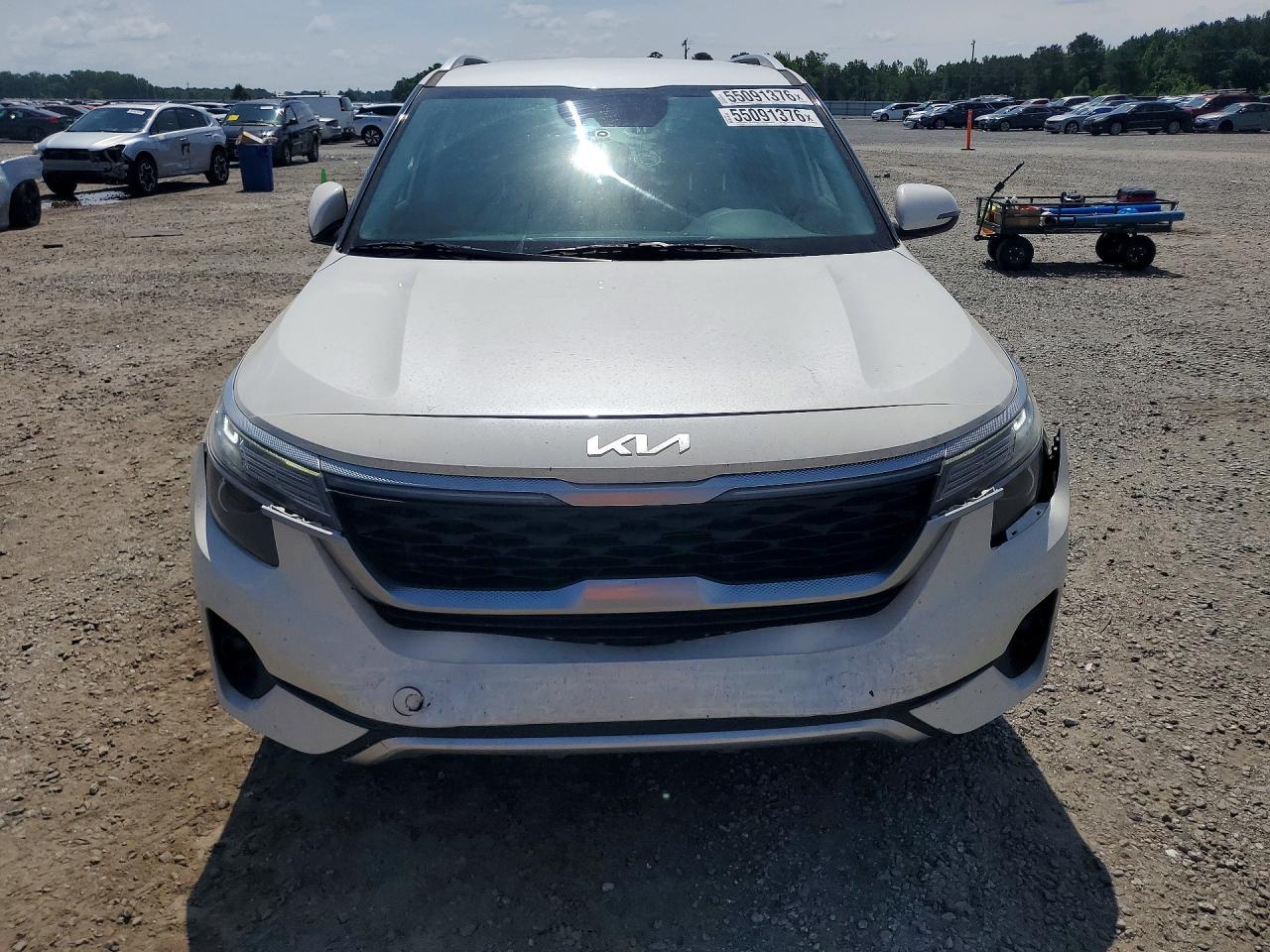 2023 Kia Seltos S - Image 5