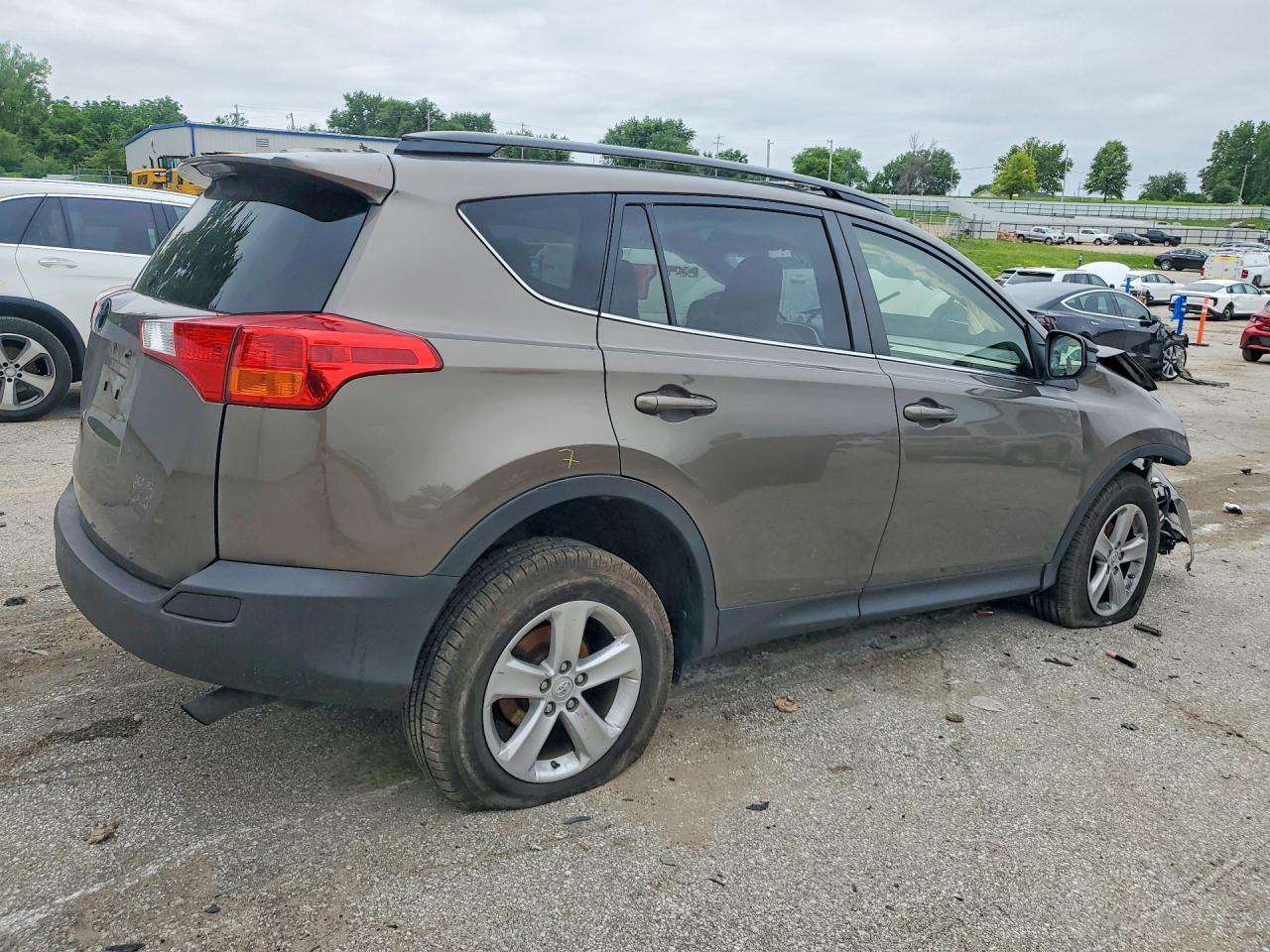2013 Toyota Rav4 Xle - Фото 3