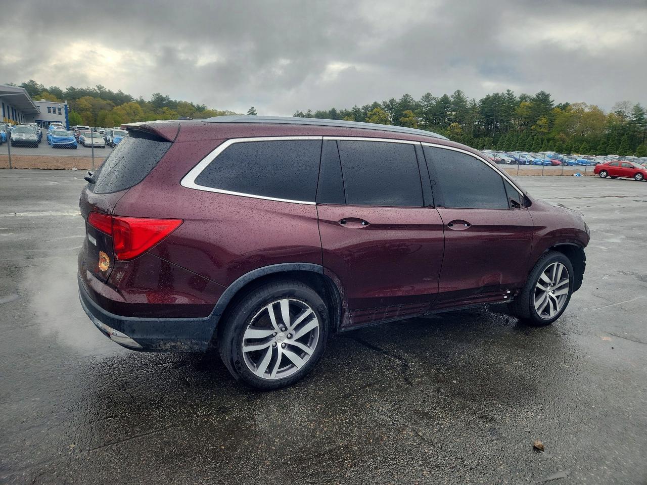 2016 Honda Pilot Touring - Image 3