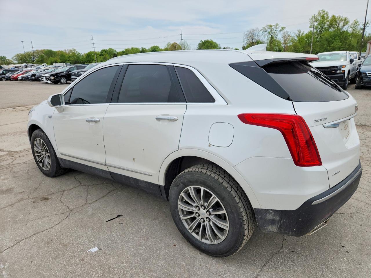 2017 Cadillac Xt5 - Фото 2