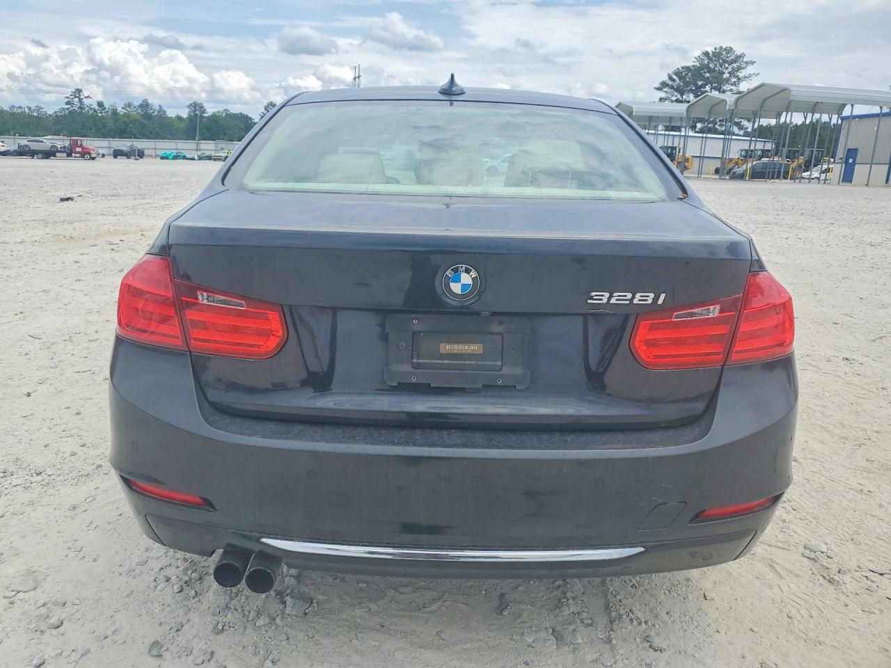 2012 BMW 328 I - Image 6