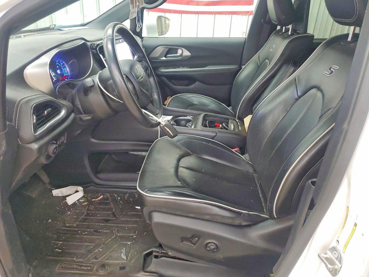 2021 Chrysler Pacifica Hybrid Limited - Фото 7