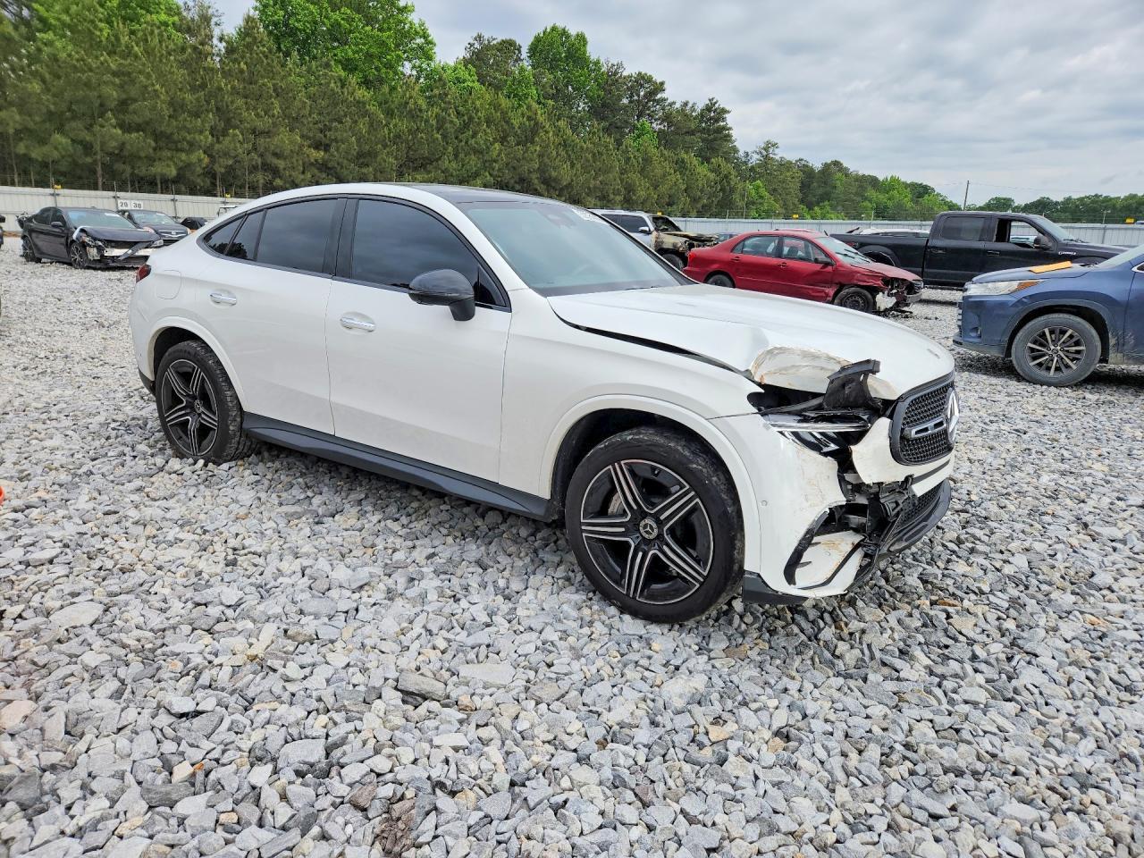 2024 Mercedes-Benz Glc Coupe 300 4Matic - Image 4