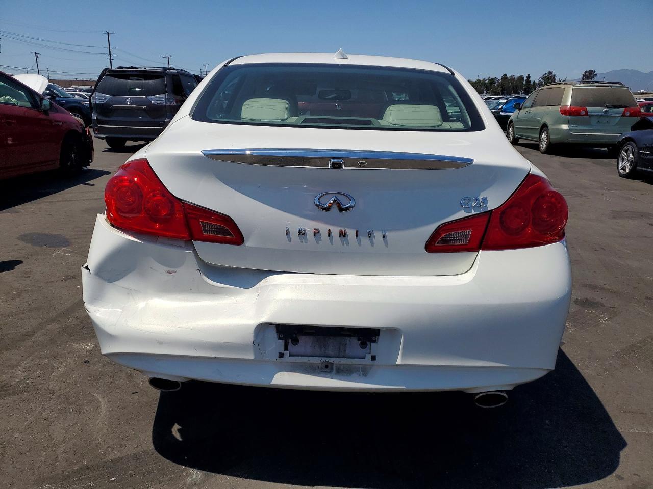 2011 Infiniti G25 Sedan Base - Фото 6