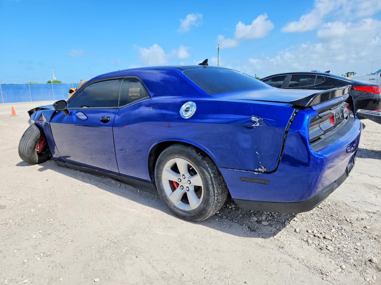 2022 Dodge Challenger R - Фото 2