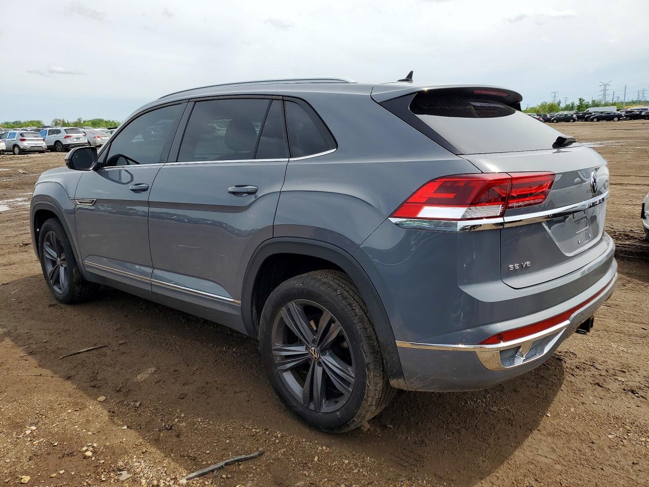 2021 Volkswagen Atlas Cross Sport Se - Image 2