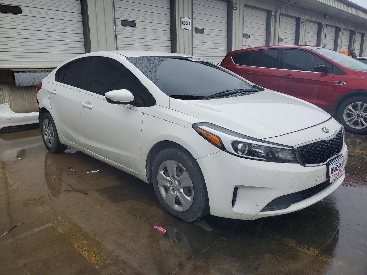 2017 Kia Forte Lx - Image 4