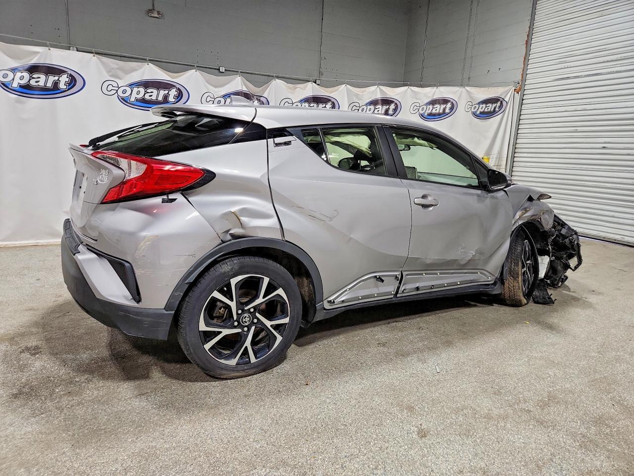 2019 Toyota C-Hr Xle - Фото 3