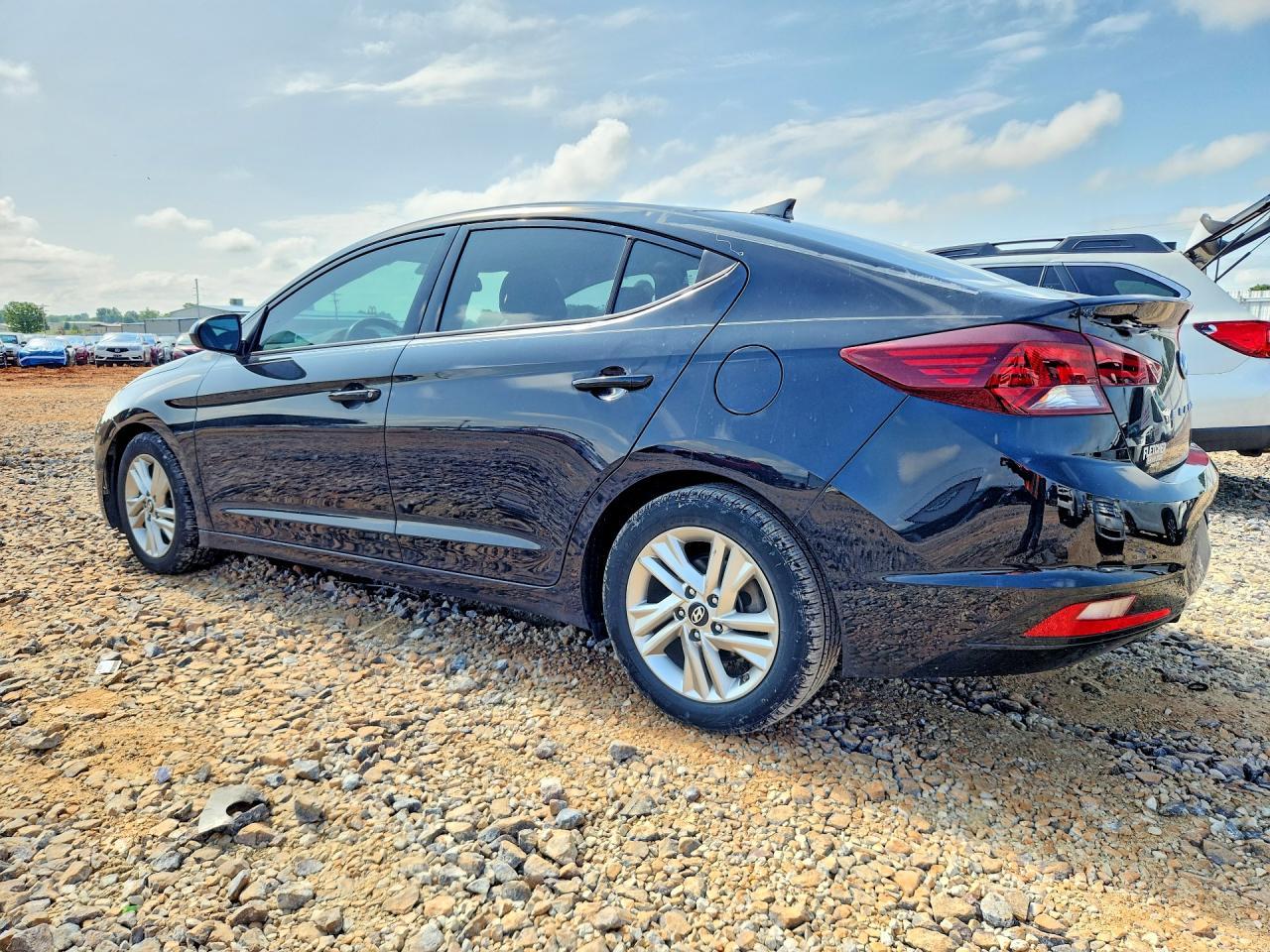 2019 Hyundai Elantra Value Edition - Image 2