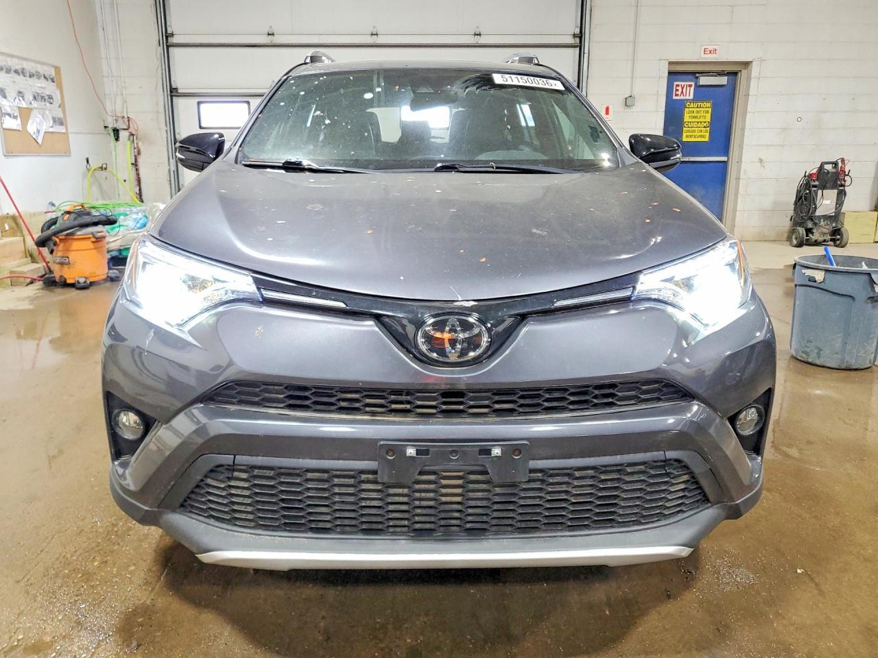 2017 Toyota Rav4 Se - Image 5