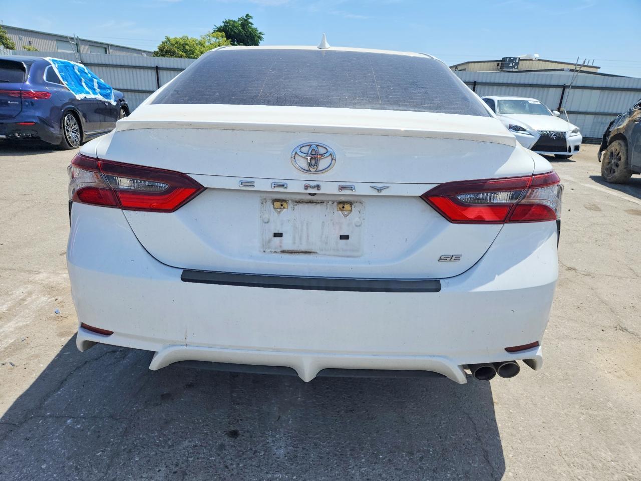 2023 Toyota Camry Se - Фото 6