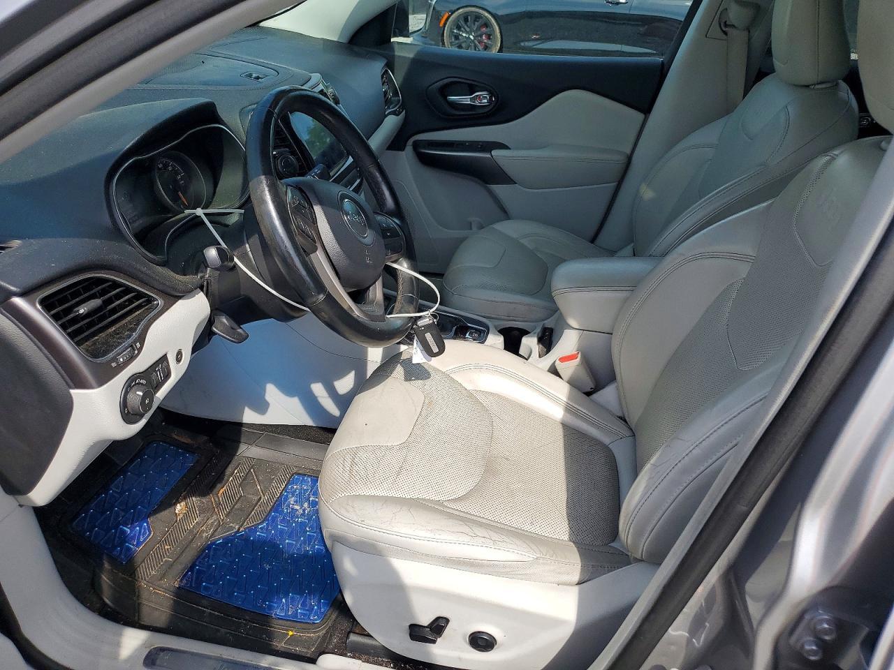 2019 Jeep Cherokee Limited - Image 7