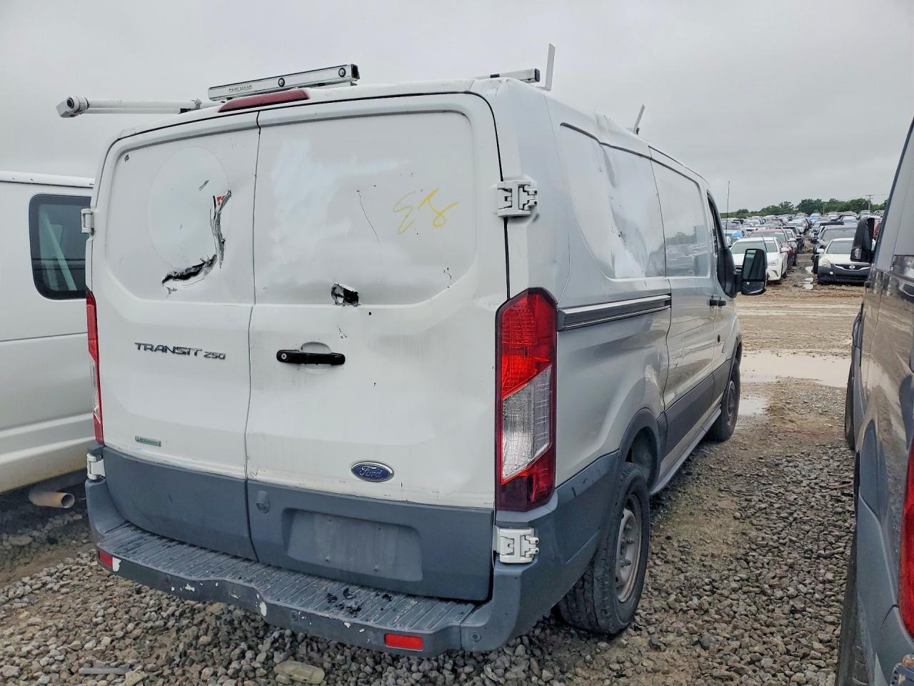 2018 Ford Transit T- - Delivery Van - Image 3