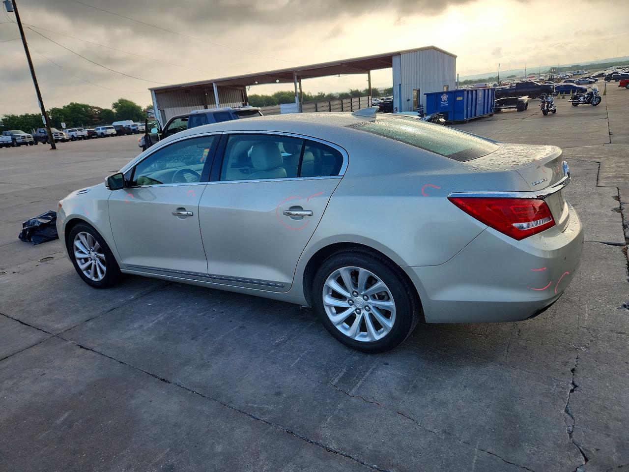 2015 Buick Lacrosse - Фото 2