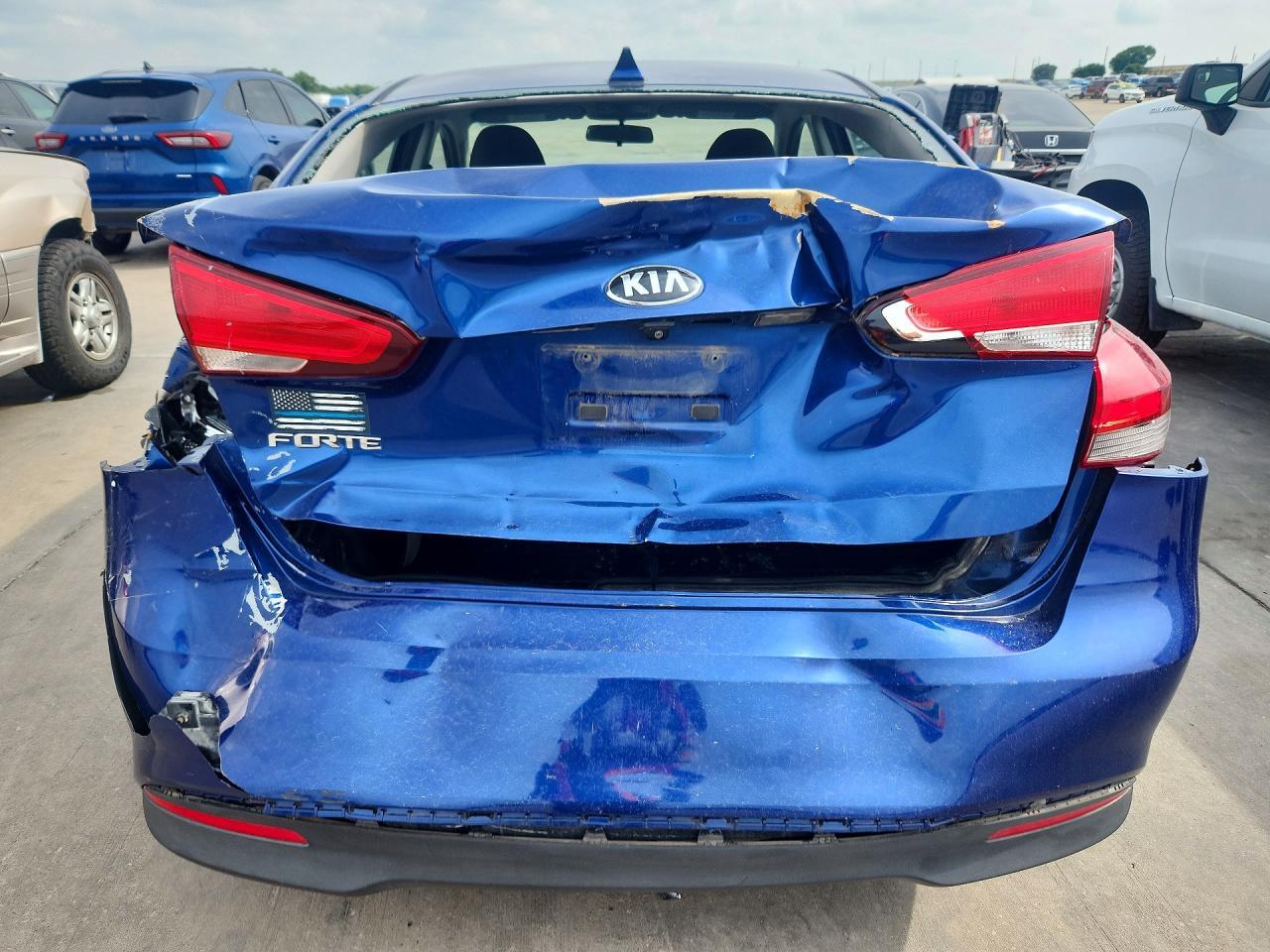 2018 Kia Forte Lx - Image 6