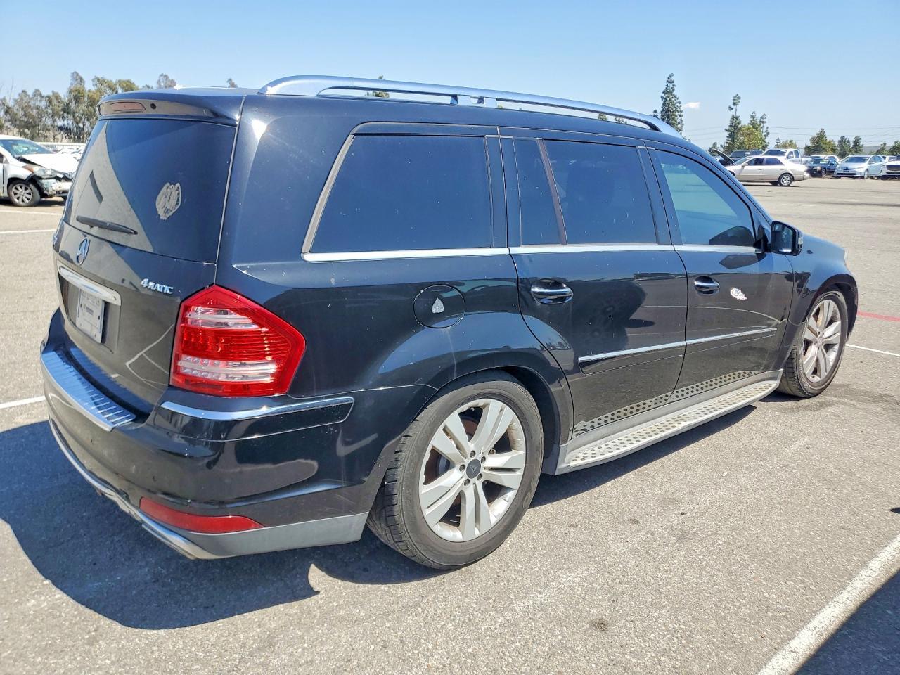 2012 Mercedes-Benz Gl 450 4Matic - Image 3