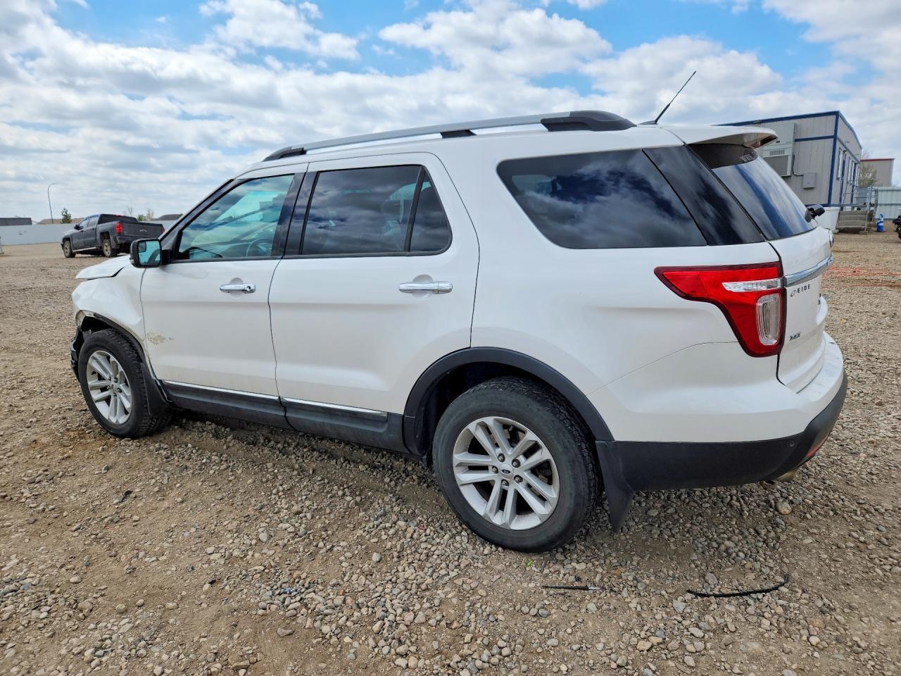 2013 Ford Explorer Xlt - Image 2