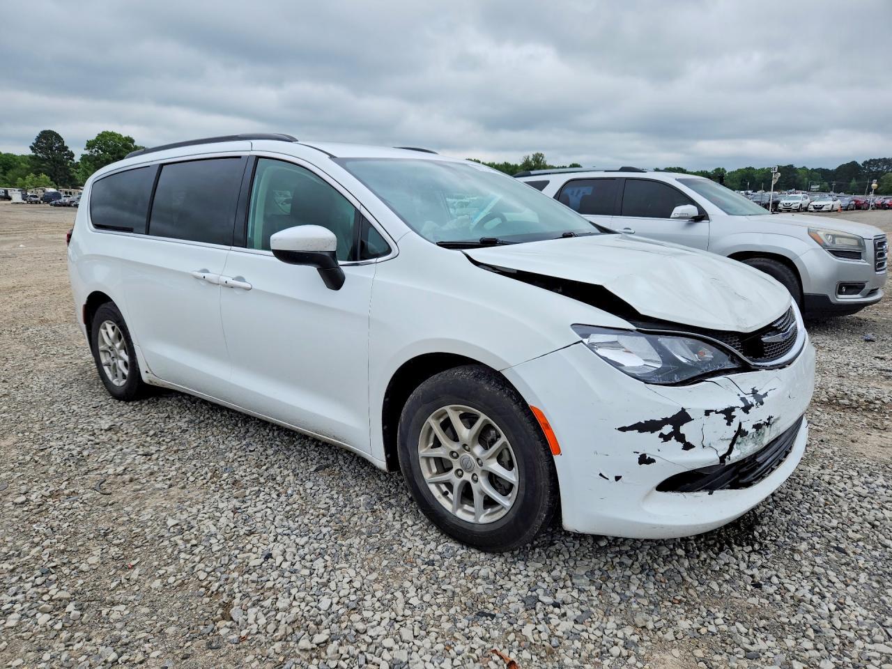 2020 Chrysler Voyager Lxi - Фото 4