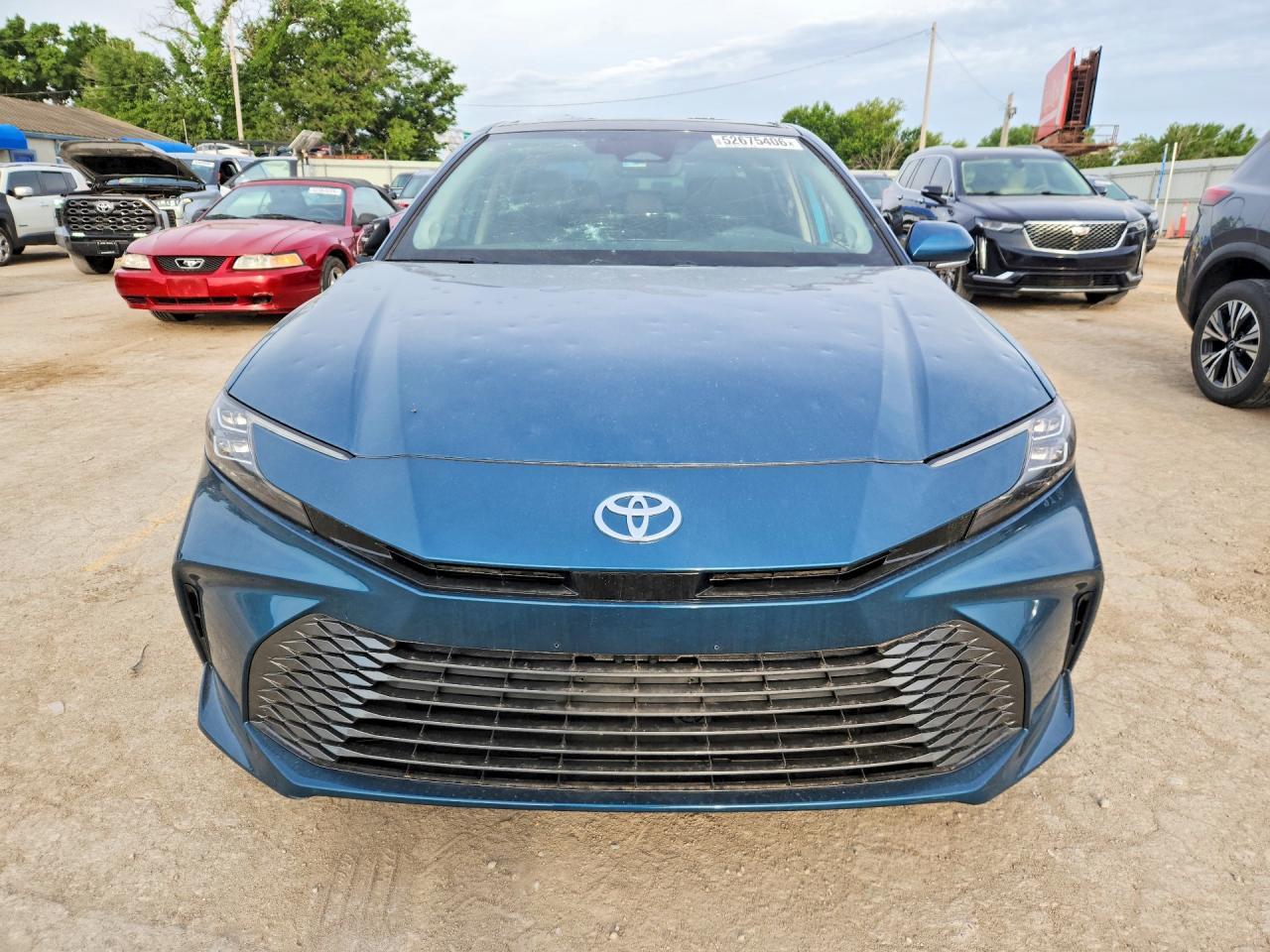 2025 Toyota Camry Xle - Фото 5