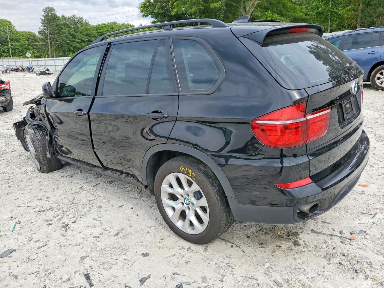 2013 BMW X5 xDrive35I - Image 3
