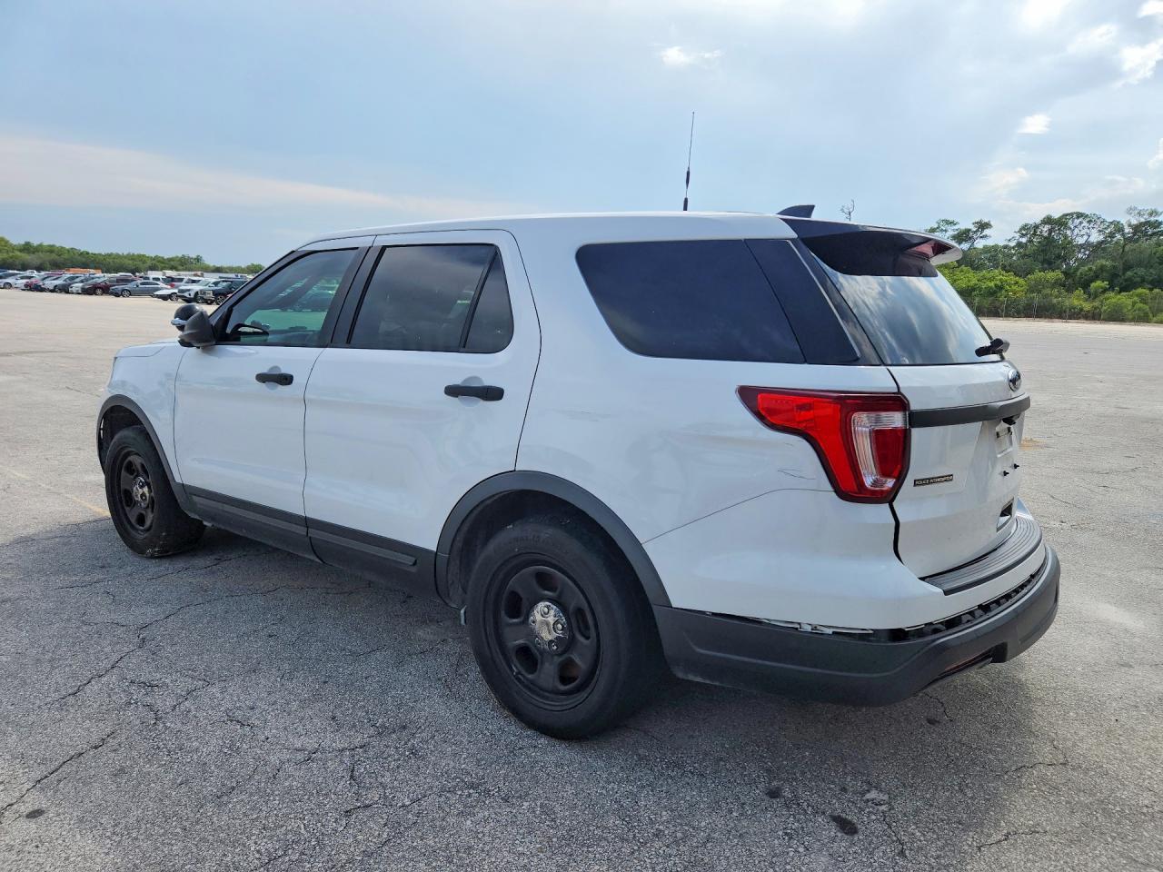 2018 Ford Explorer Police Interceptor - Фото 2