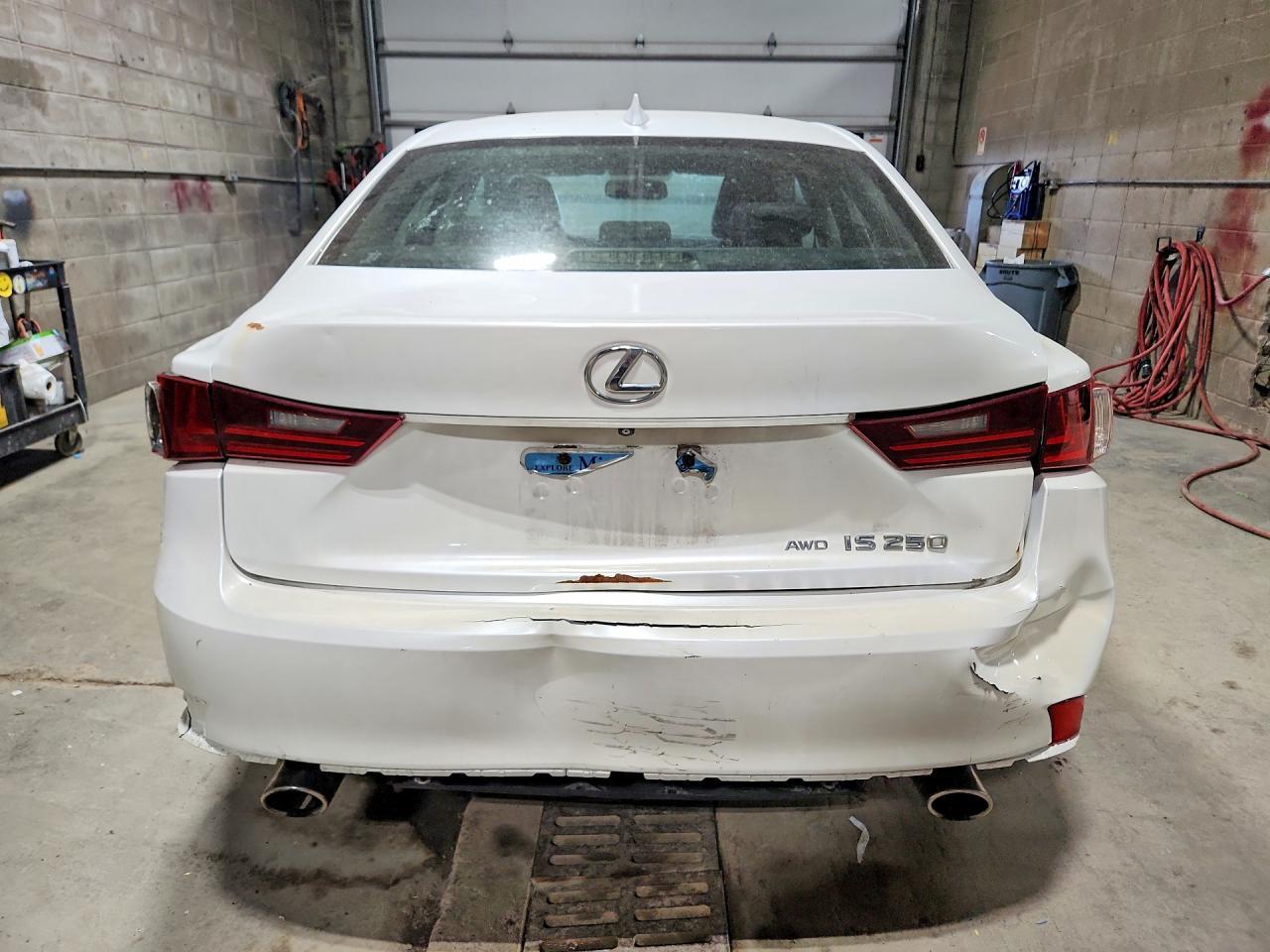 2015 Lexus Is 250 - Image 6