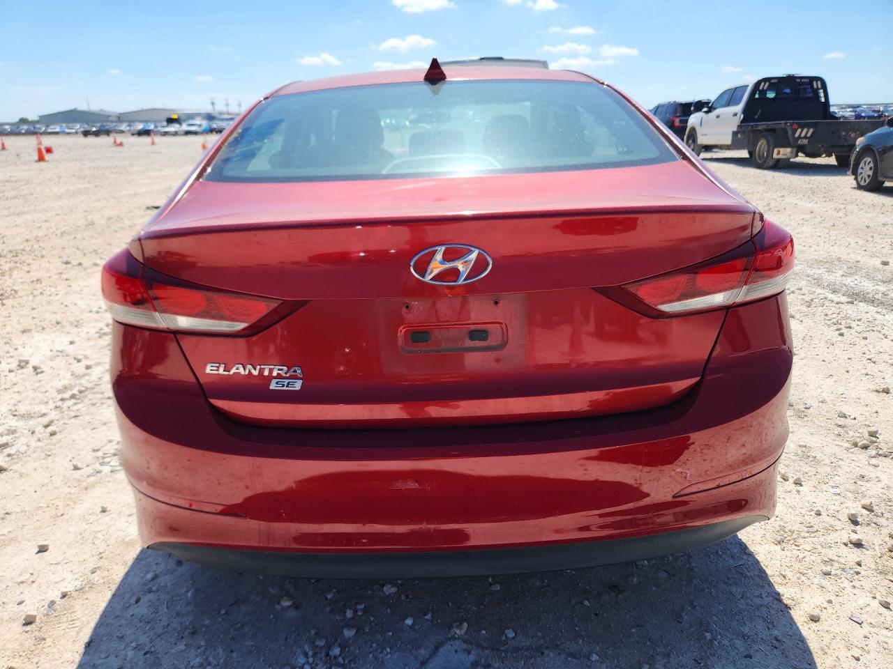 2017 Hyundai Elantra Sel - Фото 6