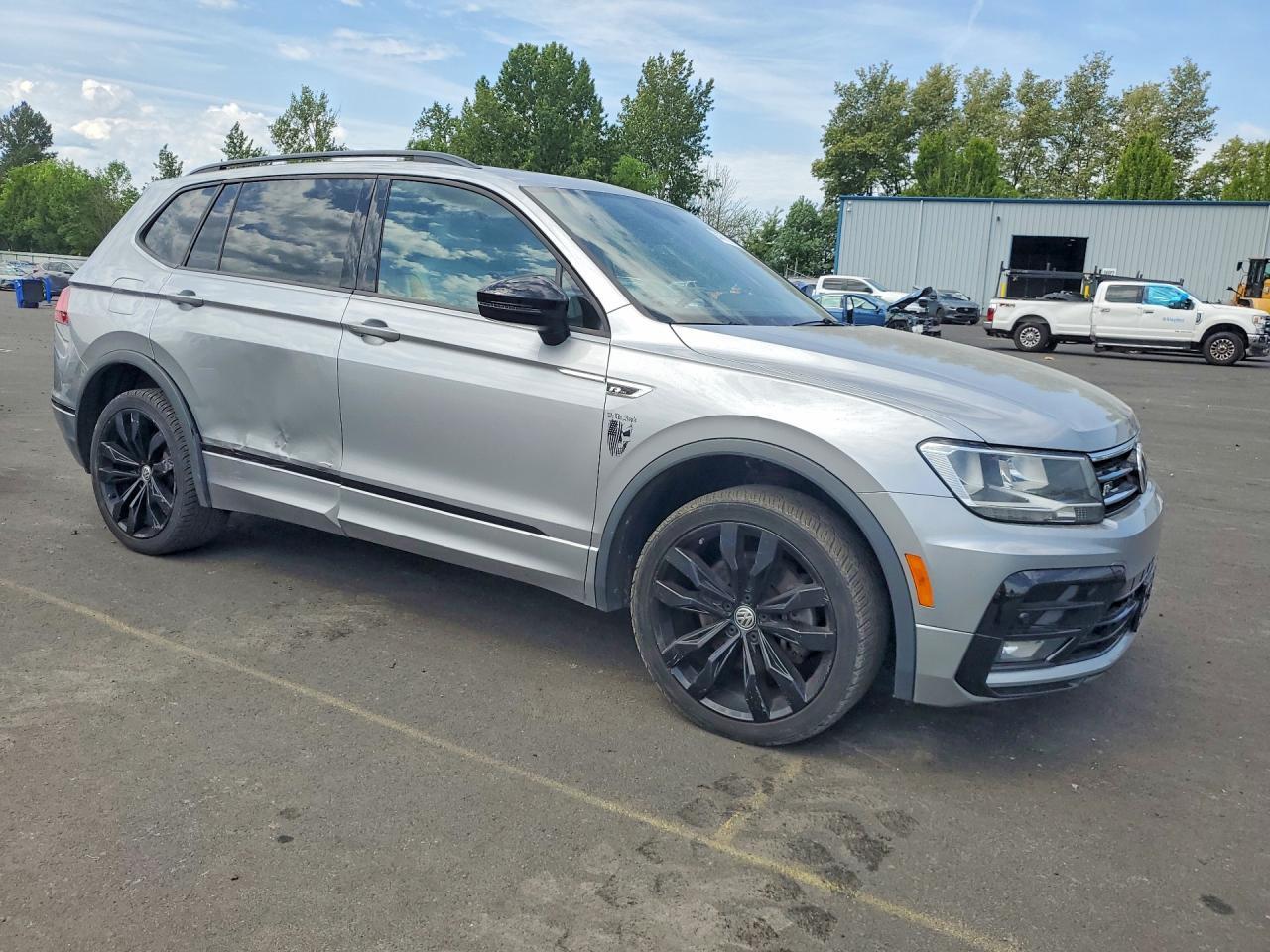 2020 Volkswagen Tiguan Se - Фото 4