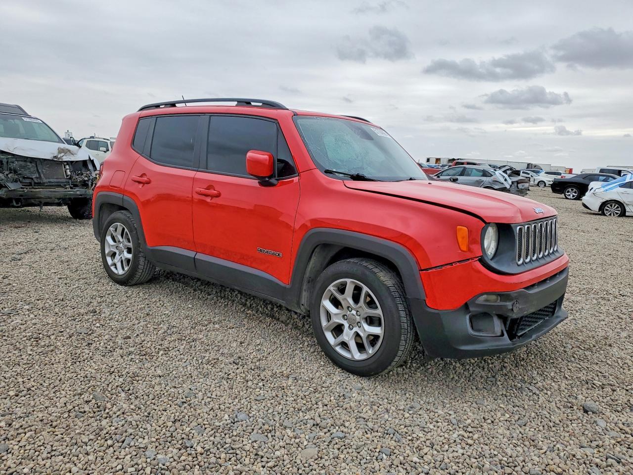 2016 Jeep Renegade Latitude - Image 4