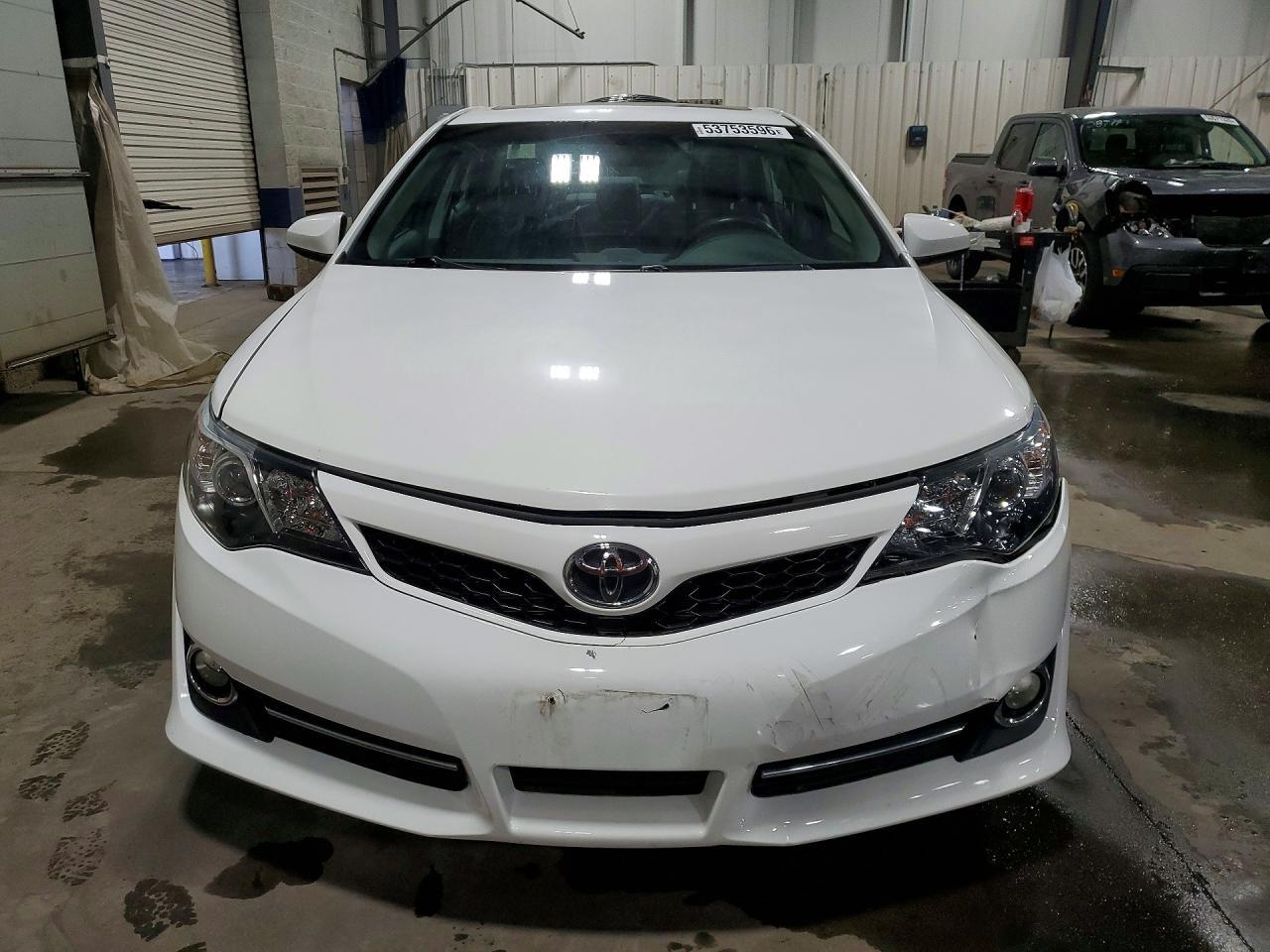 2012 Toyota Camry Se - Image 5