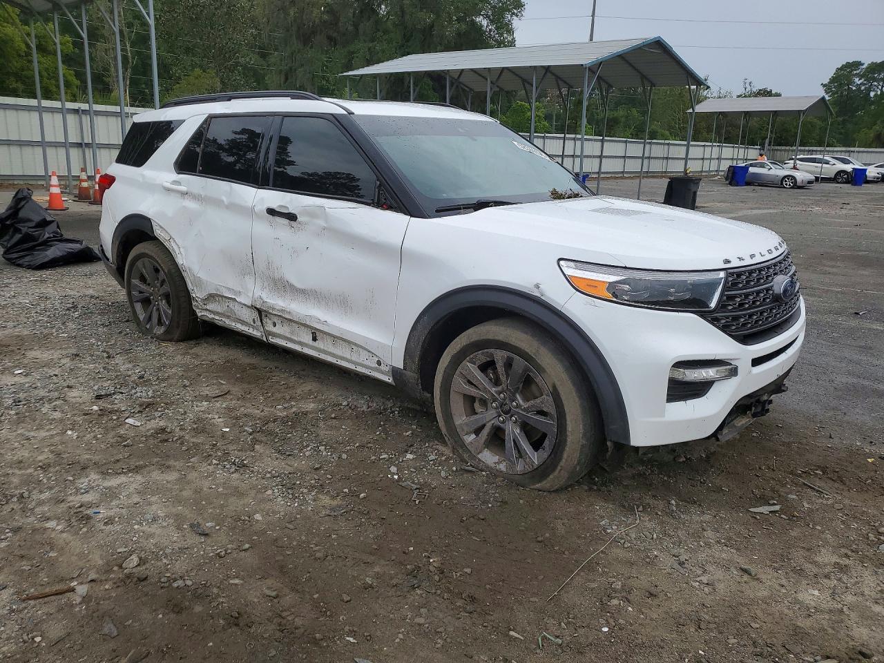 2021 Ford Explorer Xlt - Image 4