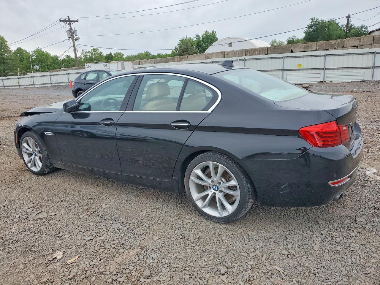2015 BMW 535 Xi - Image 2